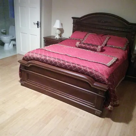 Riverview Konukevi 3*